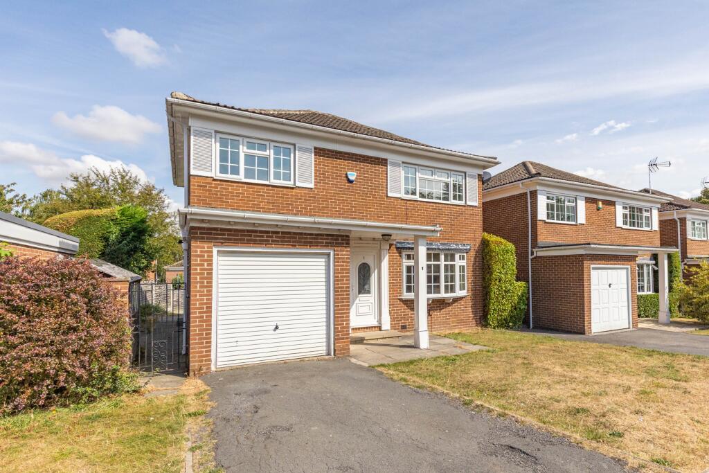 Main image of property: Oakwood Rise, Oakwood, Leeds, LS8