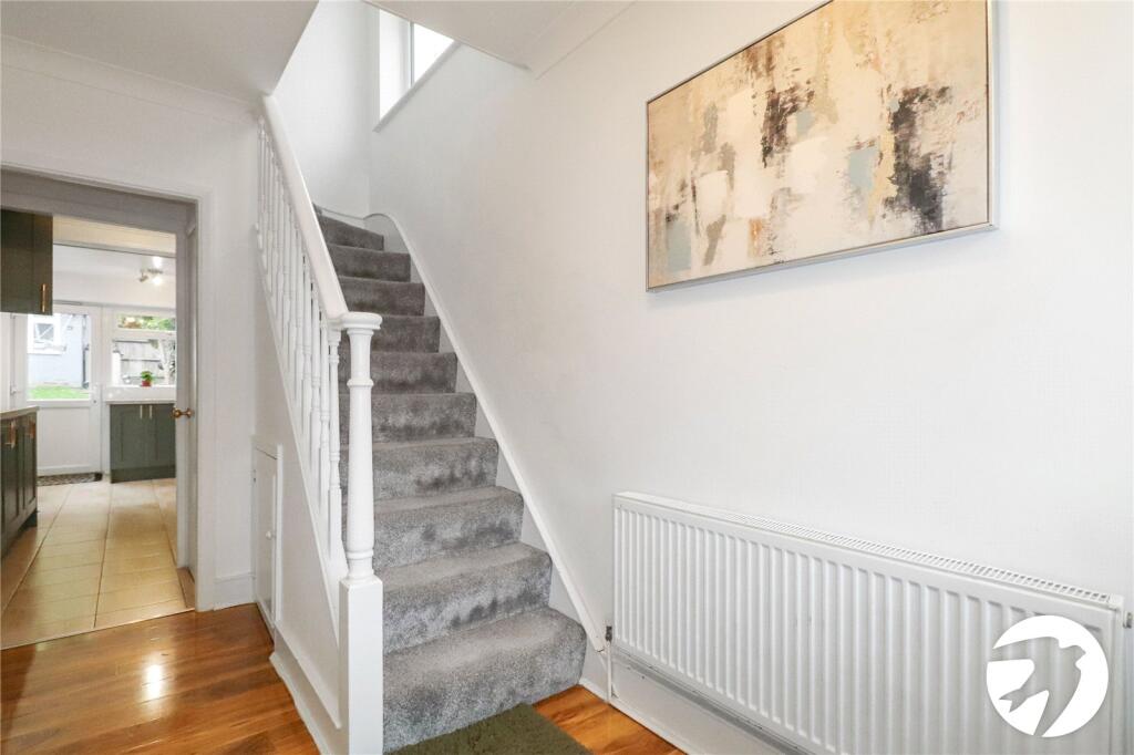 Elstree Gardens, Belvedere, Bexley, DA17 photo 5