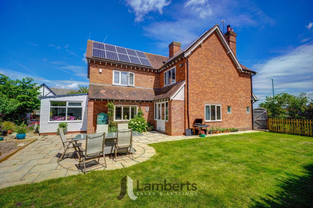 Alcester Road, Studley, B80 photo 3