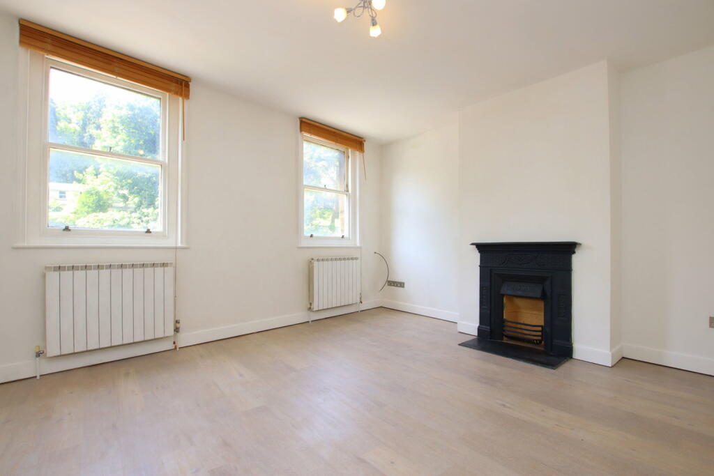 Apartment in Bath - View 4