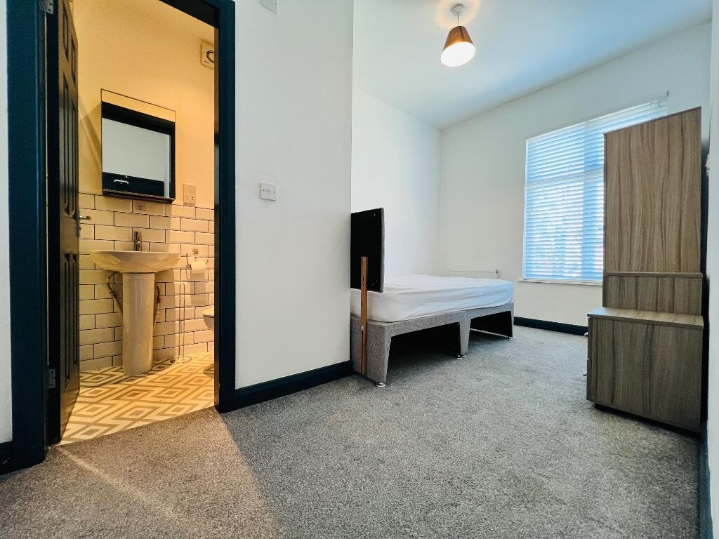 Main image of property: The Grove, Stockport, SK2 6QU
