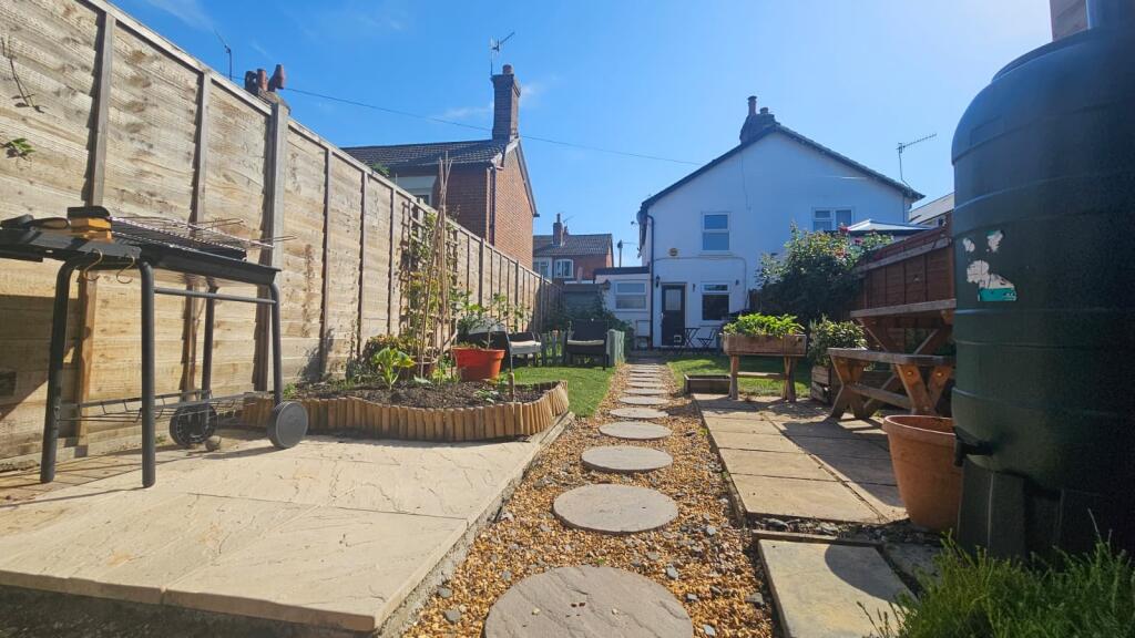 Main image of property: Kings Road, Farncombe, GU7