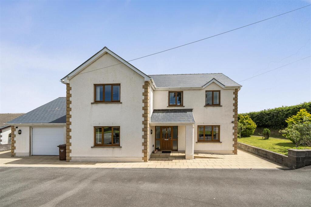 Main image of property: Pentre'r Bryn, Llandysul