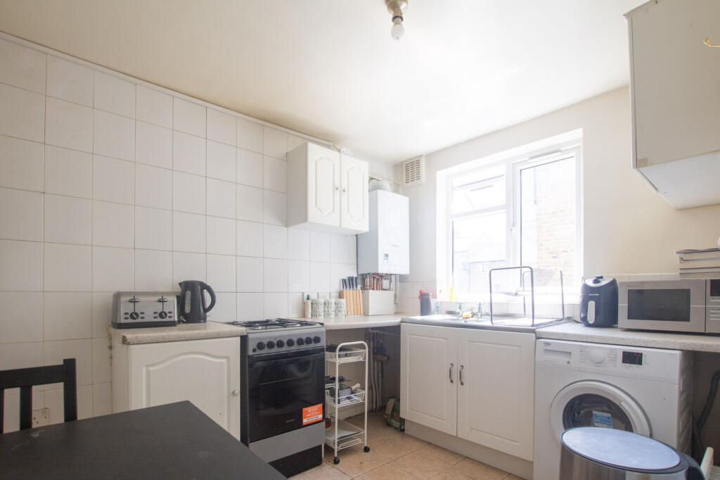 Apartment in London - View 3