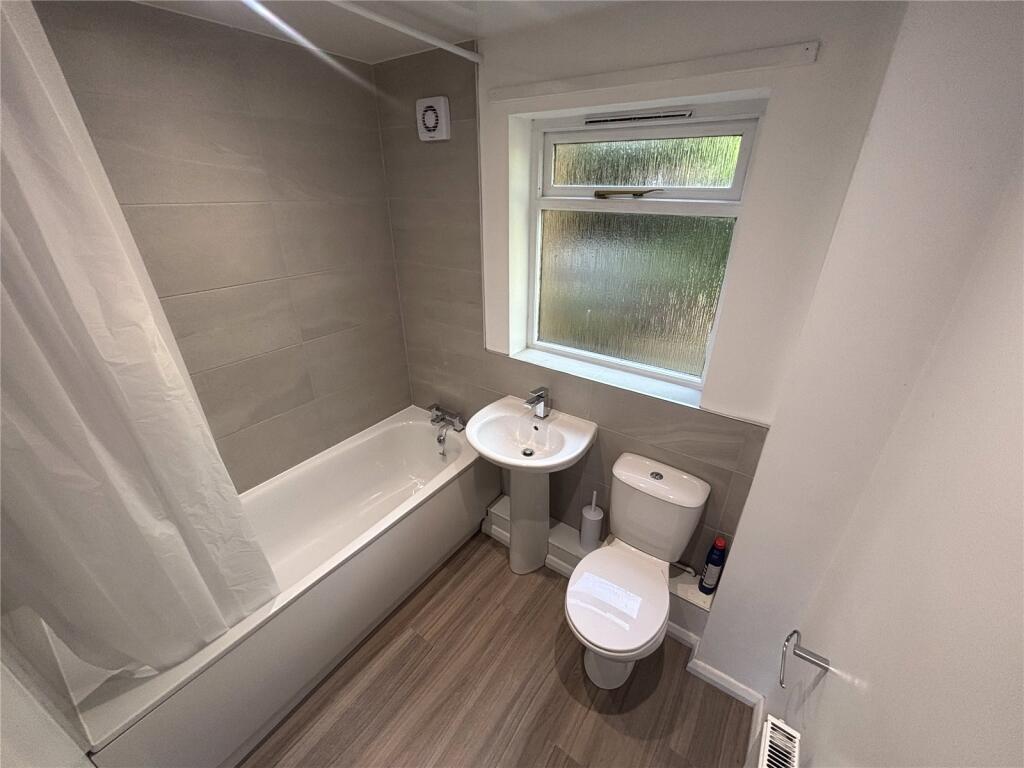 Apartment in Durham - More