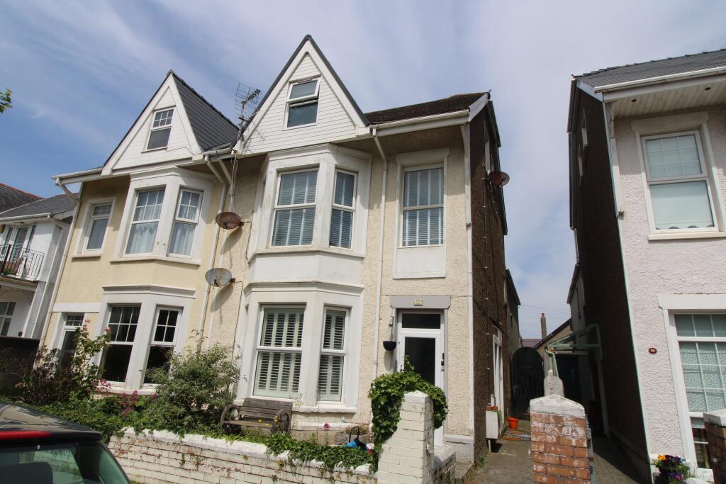 Main image of property: VICTORIA AVENUE, PORTHCAWL, CF36 3HE