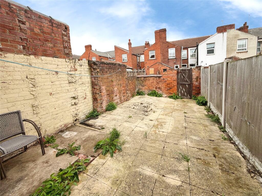 House in Doncaster, South Yorkshire - View 4