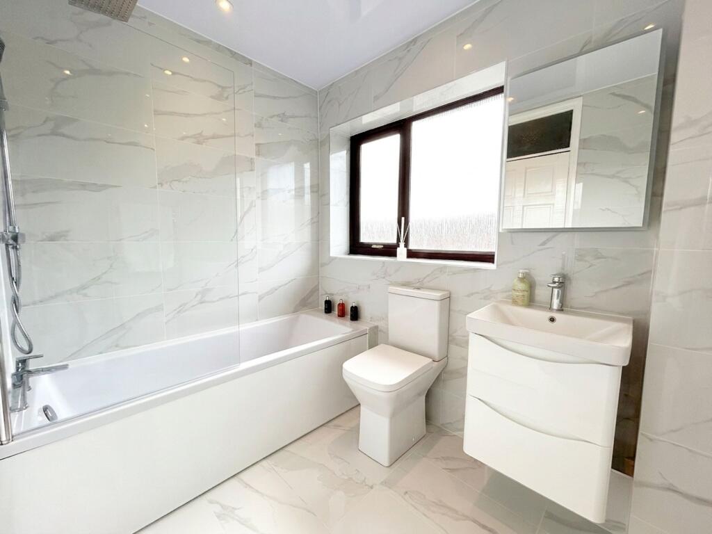 House in Warrington - View 4