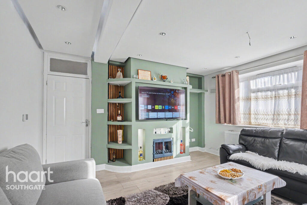Main image of property: Bounds Green Road, London
