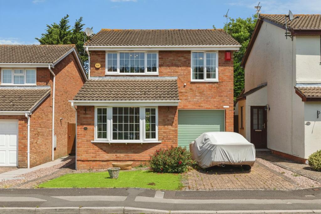 Main image of property: Beaufort Crescent, Stoke Gifford, Bristol
