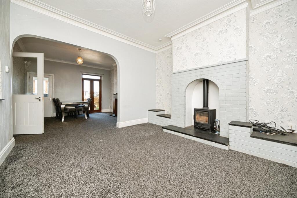 House in Dudley - View 4