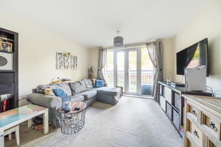 Apartment in Guildford - View 2