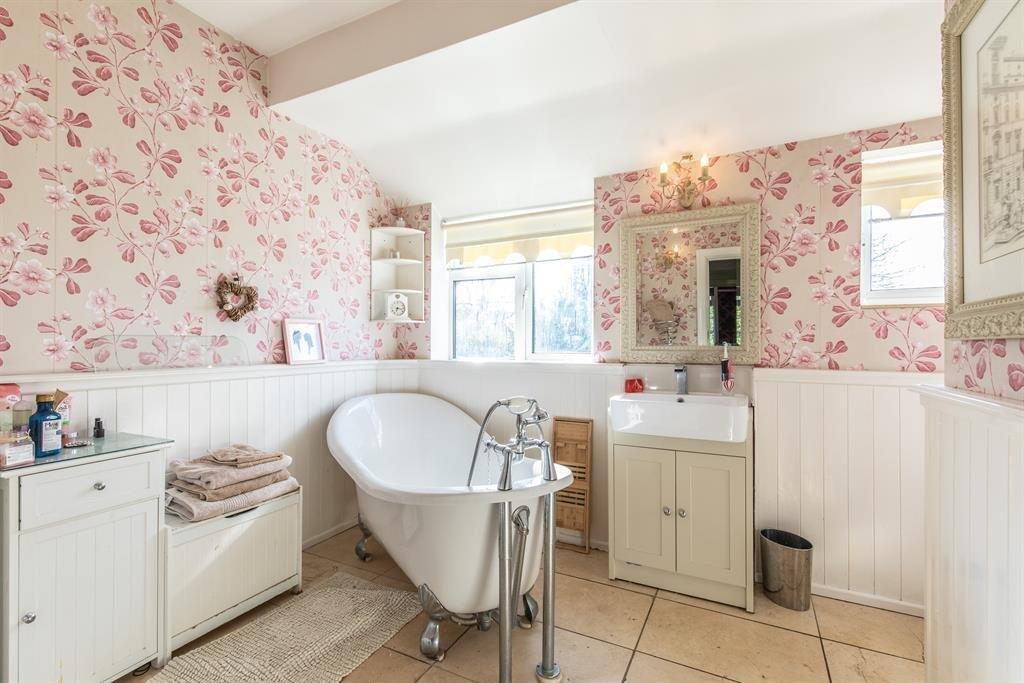 House in Worthing, West Sussex - More