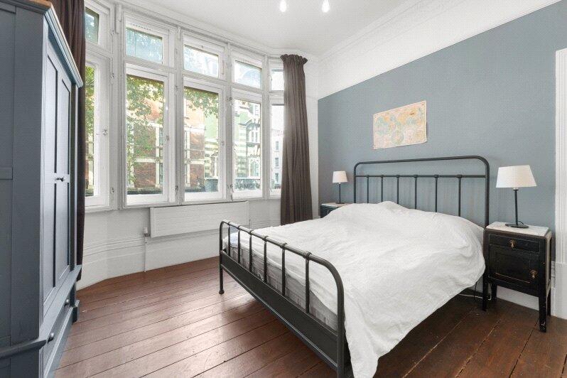 Apartment in London, St Giles, Bloomsbury - View 4