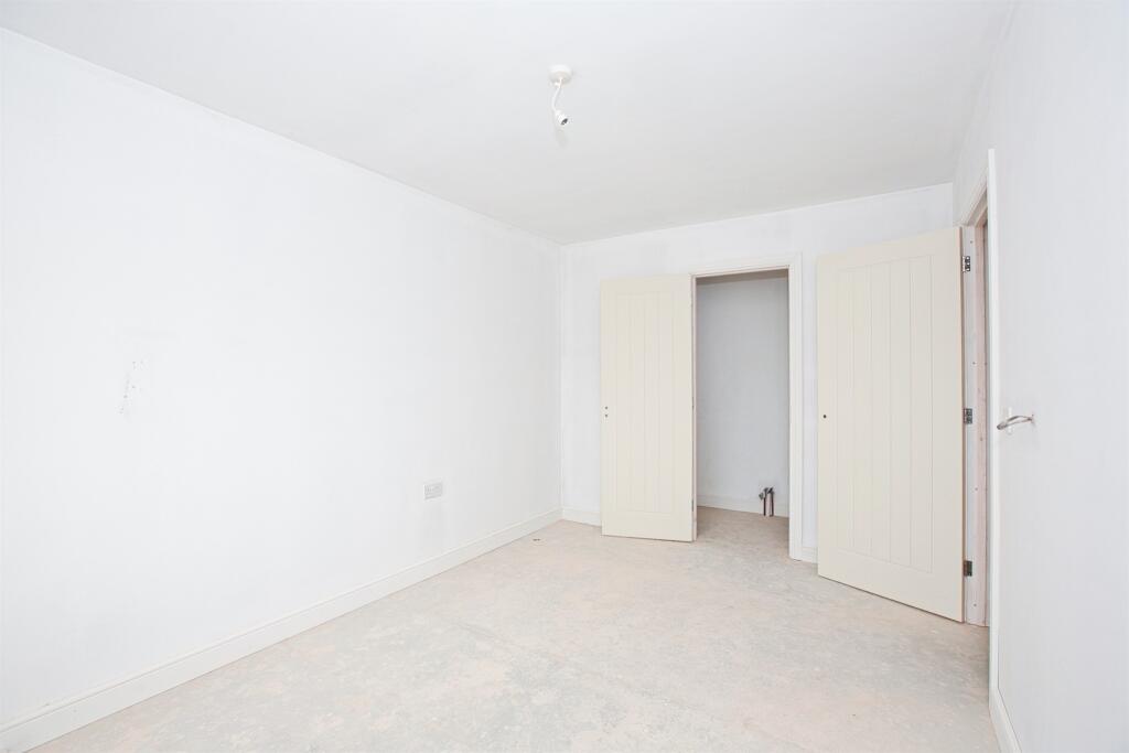 House in Taunton - View 2