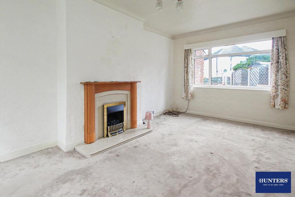 Warwick Road, Bradford, BD4 7RA photo 5