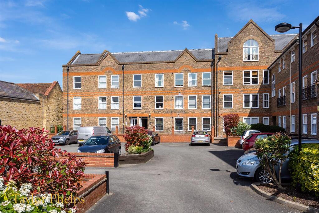 Main image of property: Millacres, Ware