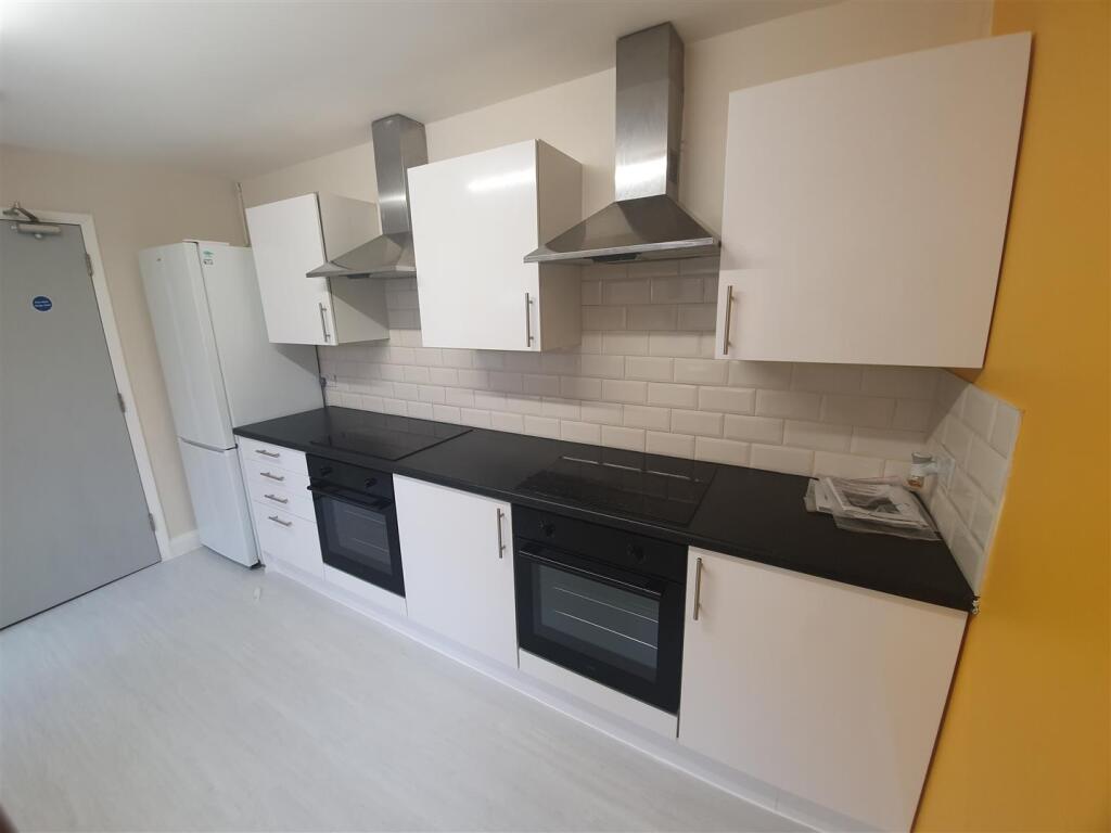 House in Northampton - View 5