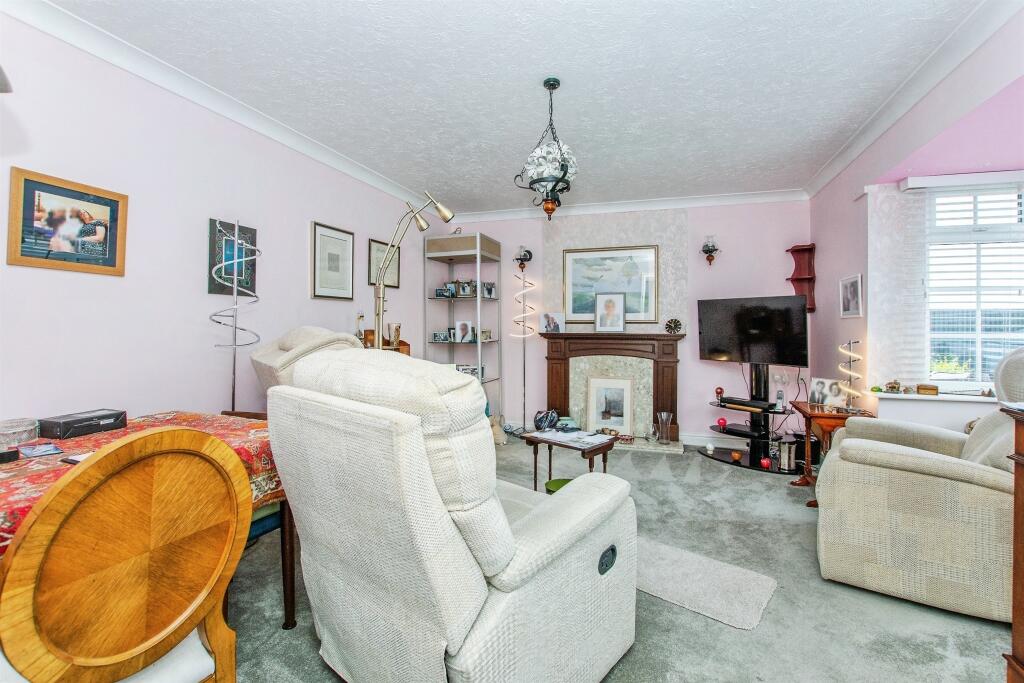 House in Peterborough - View 5