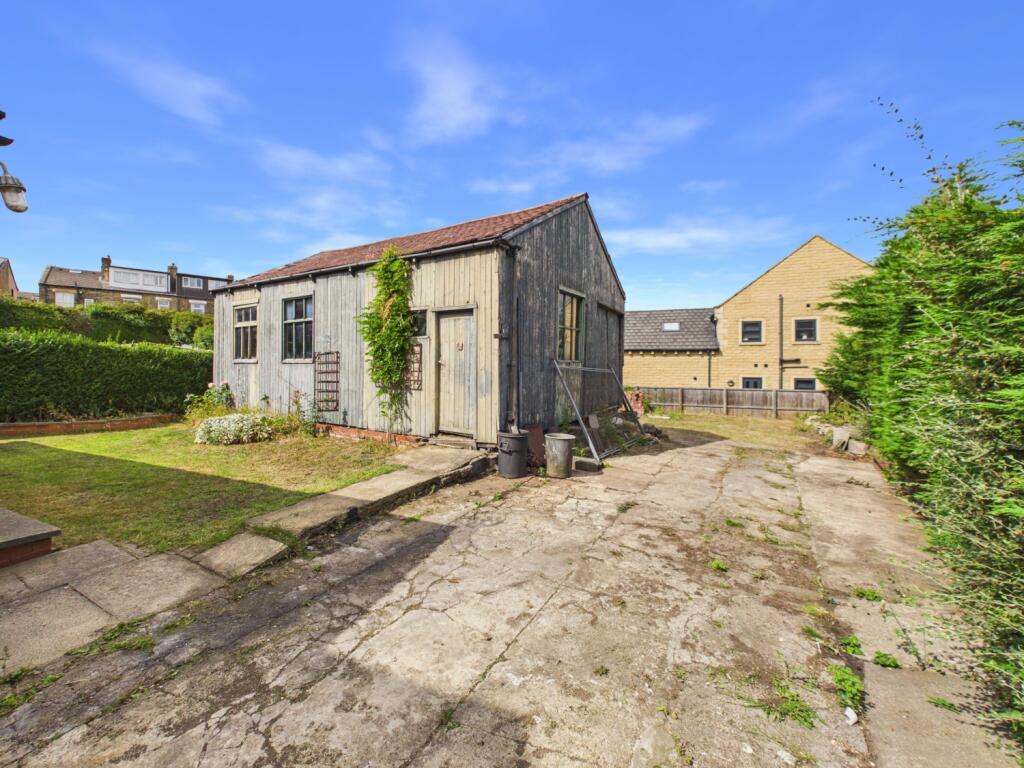 House in Leeds - View 5