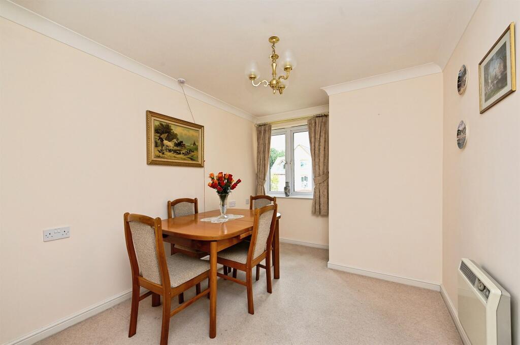 Apartment in Downham Market - More