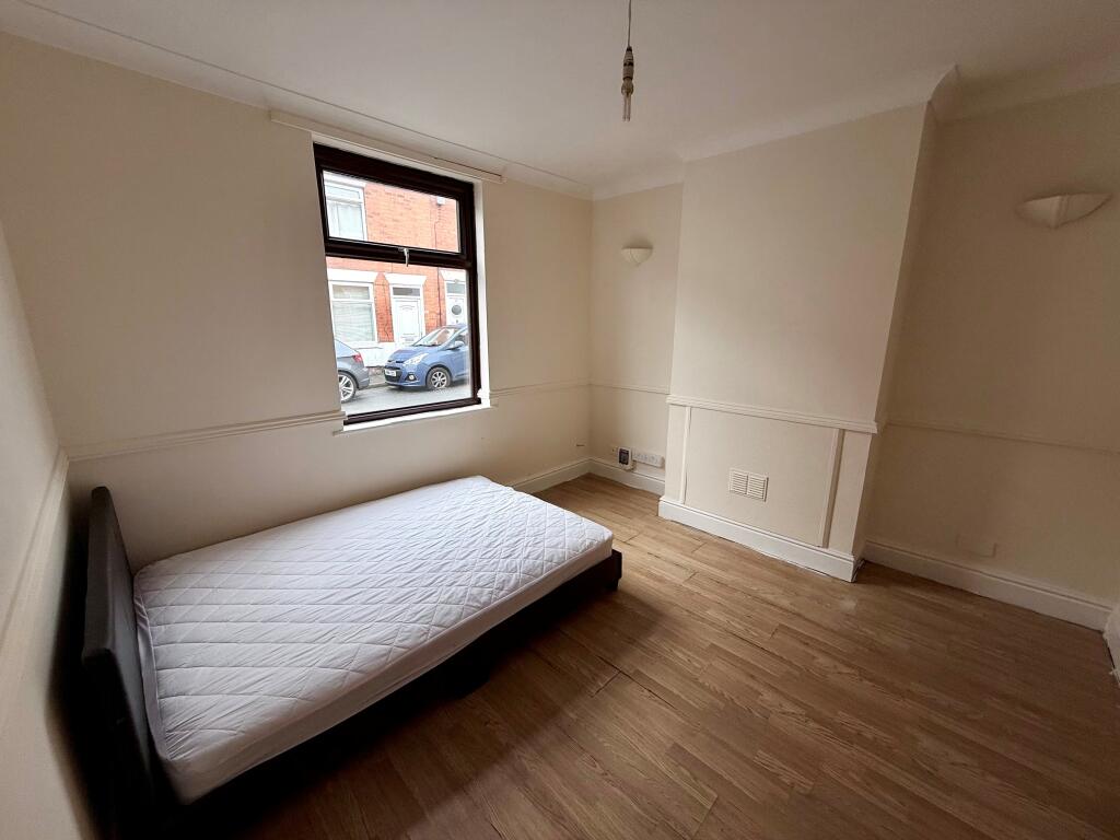 Main image of property: Room 1, College Street, GRANTHAM, NG31 6HG