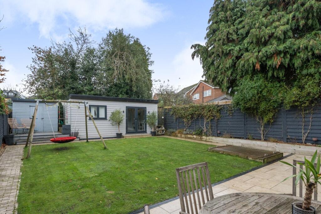 House in London - View 5