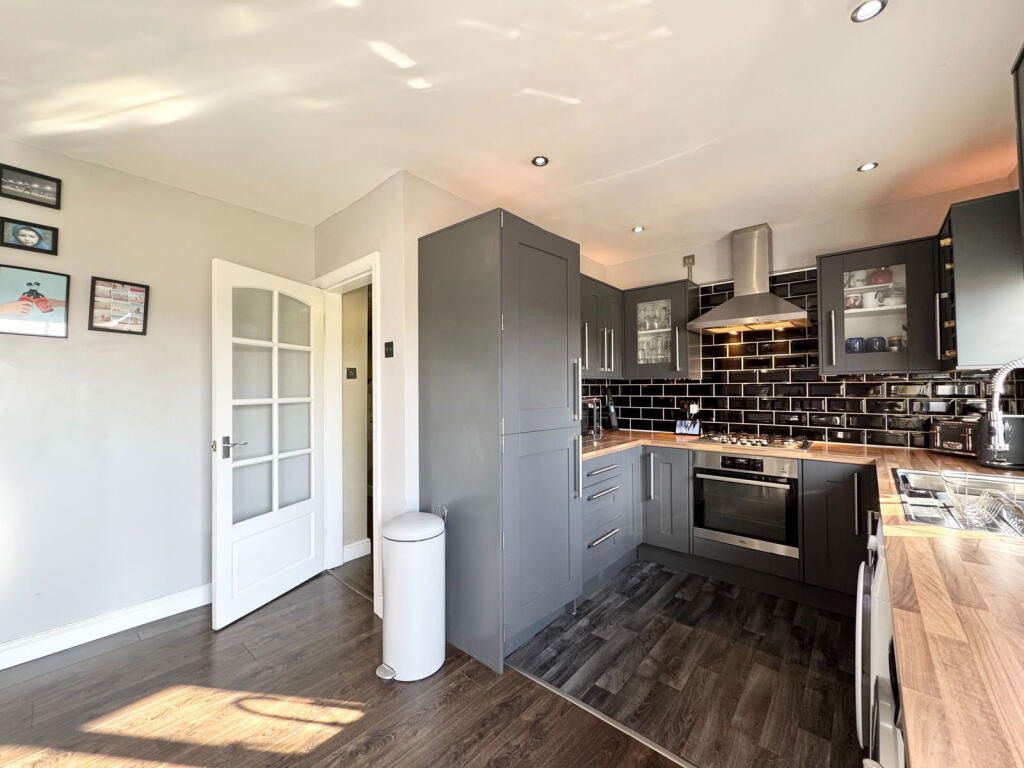 House in Barnsley, South Yorkshire - View 2