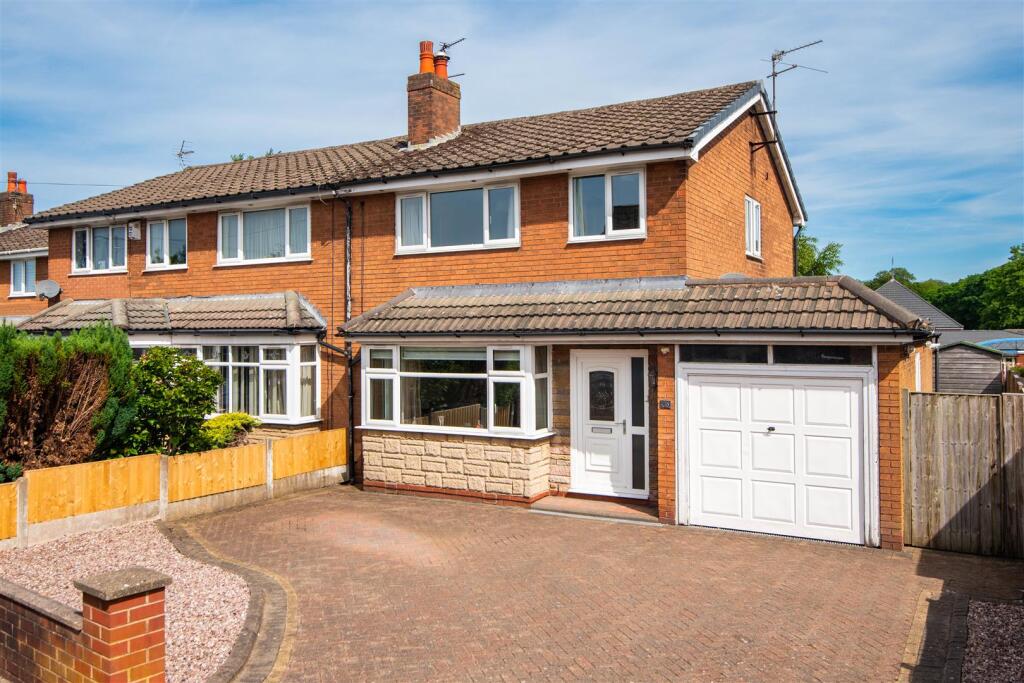 Main image of property: Collingwood Road, Chorley
