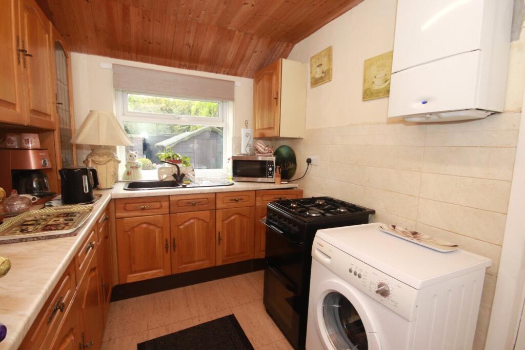 15 Altcar Lane photo 2