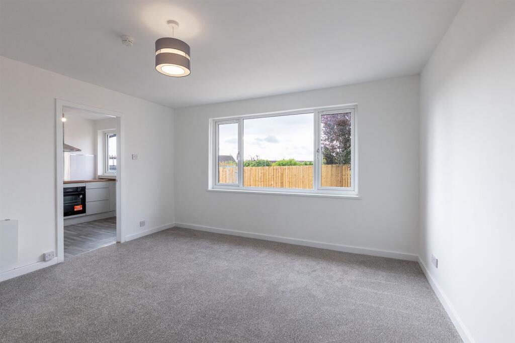 House in Perth - View 2