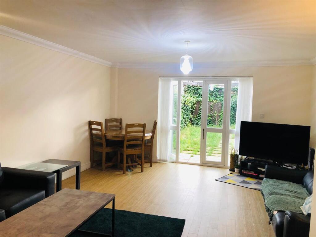 Main image of property: Boleyn Road, London