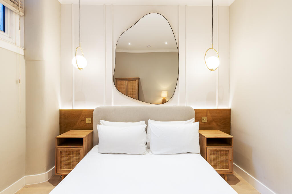 Apartment in London, South Kensington - View 5