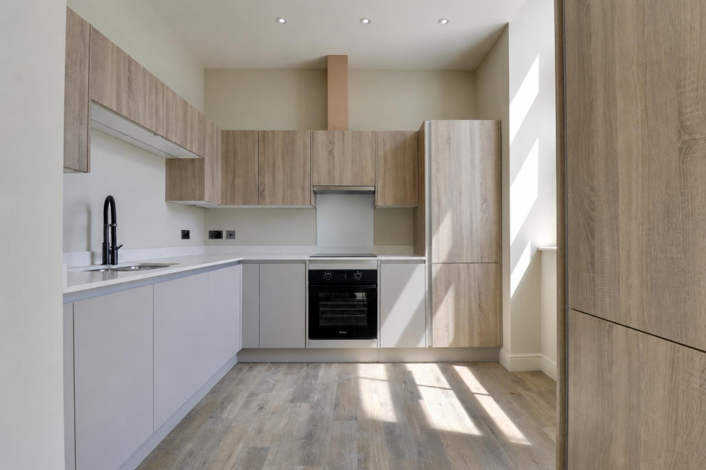 Apartment in Portsmouth - View 2