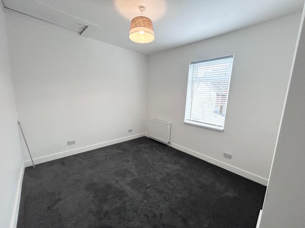 House in Lancaster - View 5