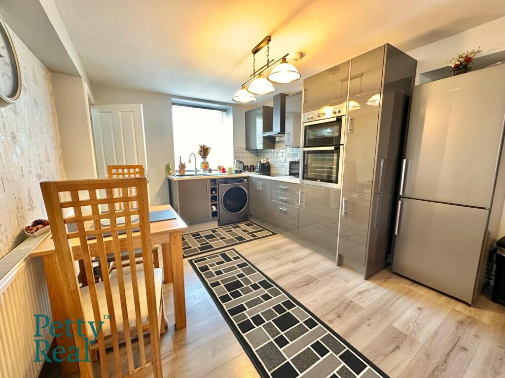 House in Pendle, Barrowford - View 2