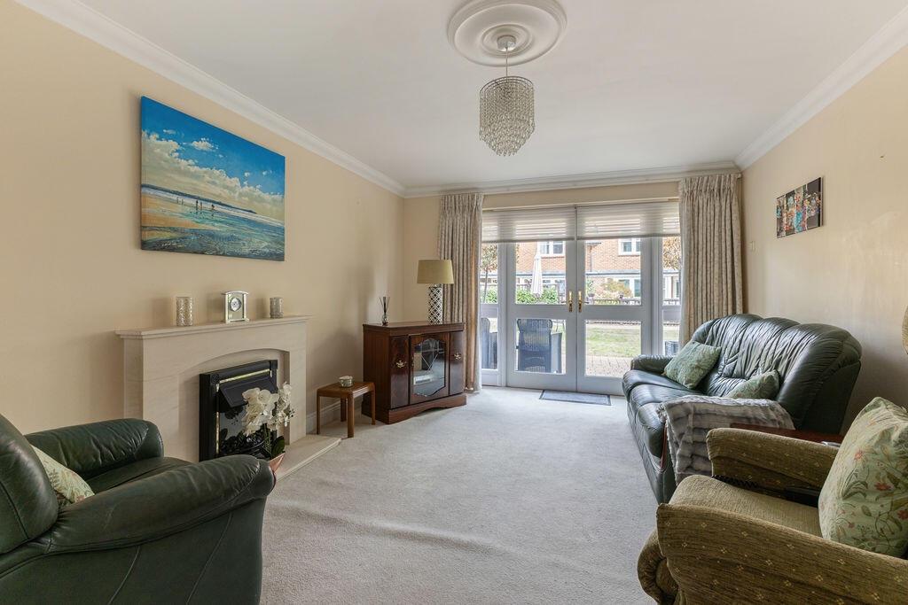 Apartment in Hemel Hempstead - View 4