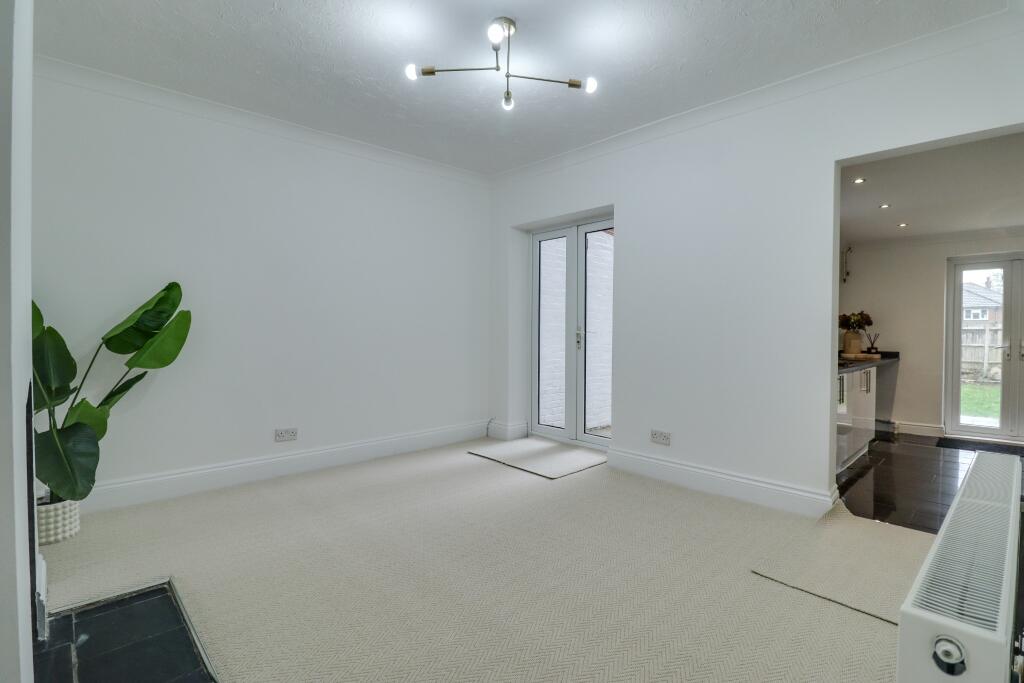 Porchester Road, Woolston photo 3