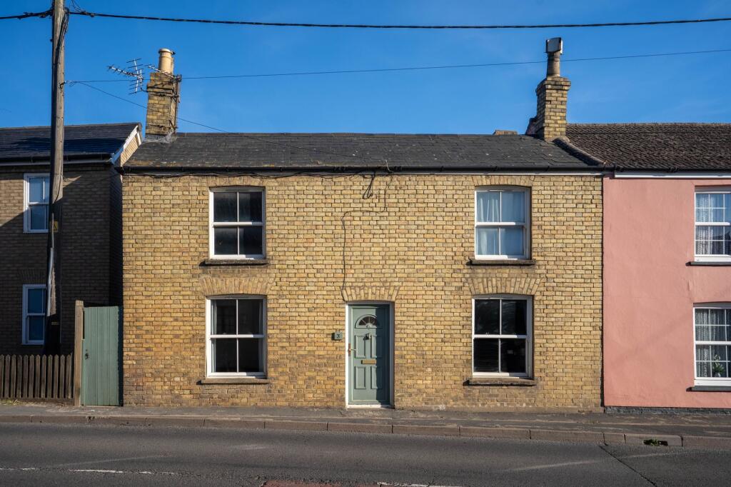 2-bed semi-detached on High Street, Earith, PE28, £265,000