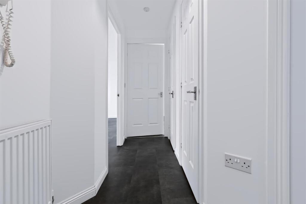 Apartment in Kirkcaldy - View 3