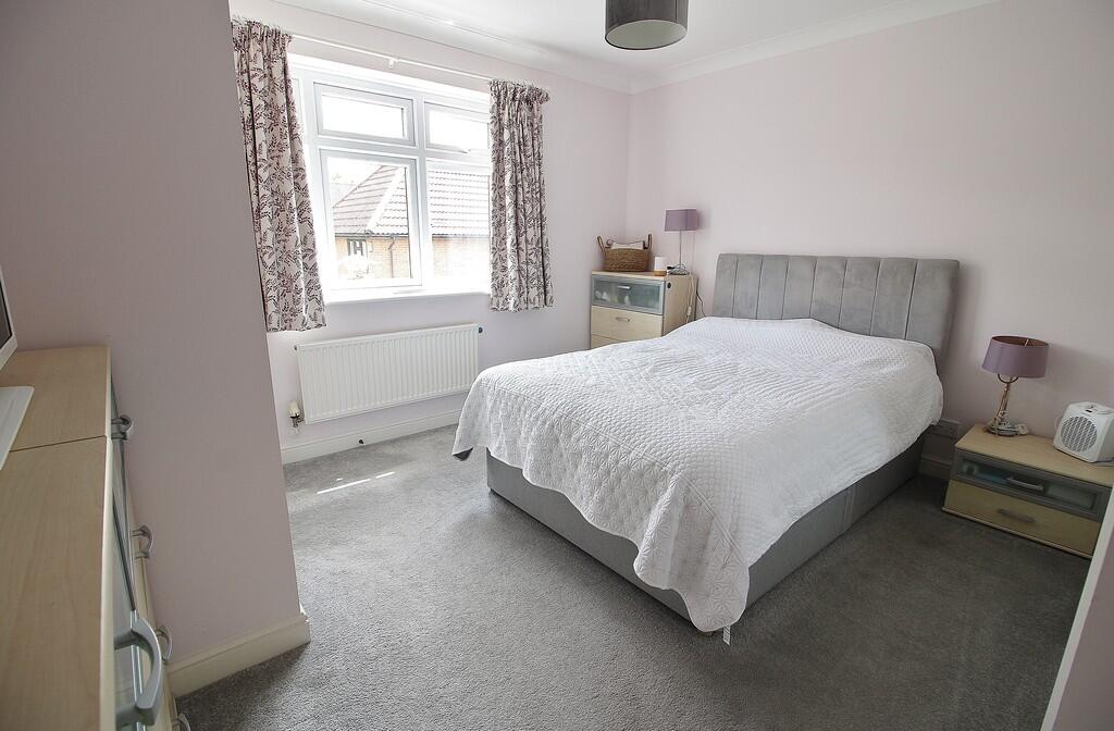 Avocet Way, Horndean photo 4