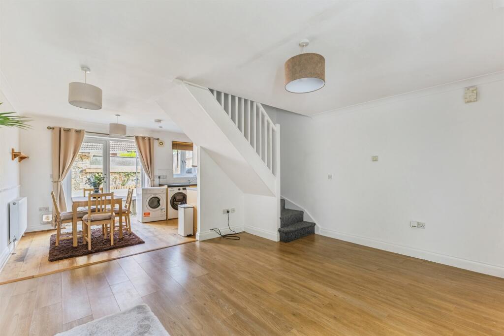 House in Torquay - More