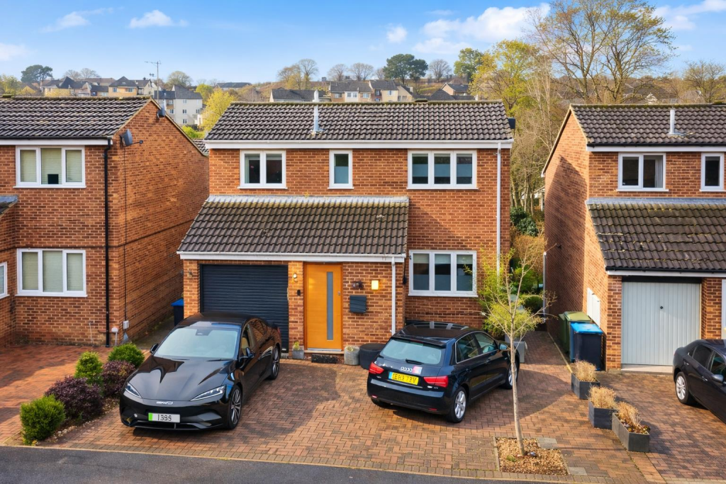 Main image of property: Cardy Road, Boxmoor, Hemel Hempstead