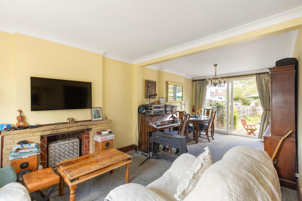 House in Morden, Lower Morden - View 4
