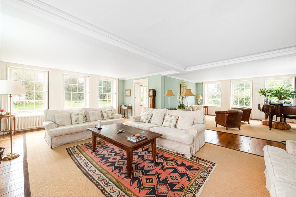House in Whitchurch - View 3