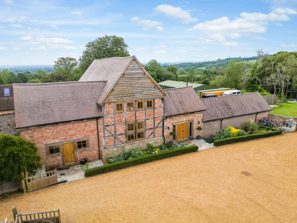 Main image of property: Kings Lane, Snitterfield, Stratford-upon-Avon Warwickshire CV37 0QA