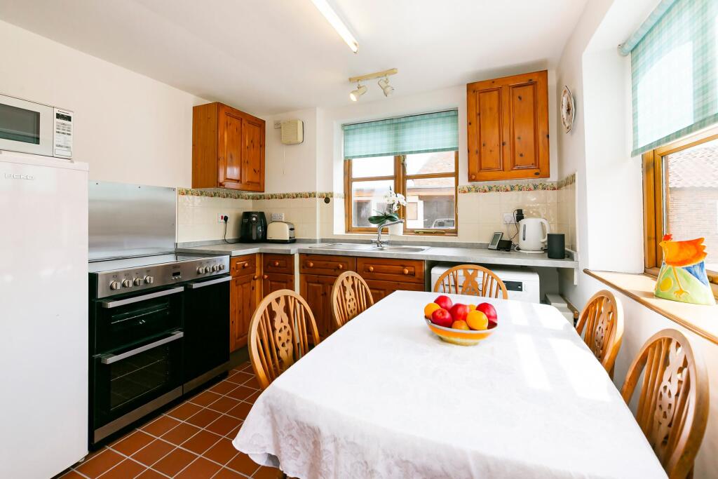 House in York - View 4