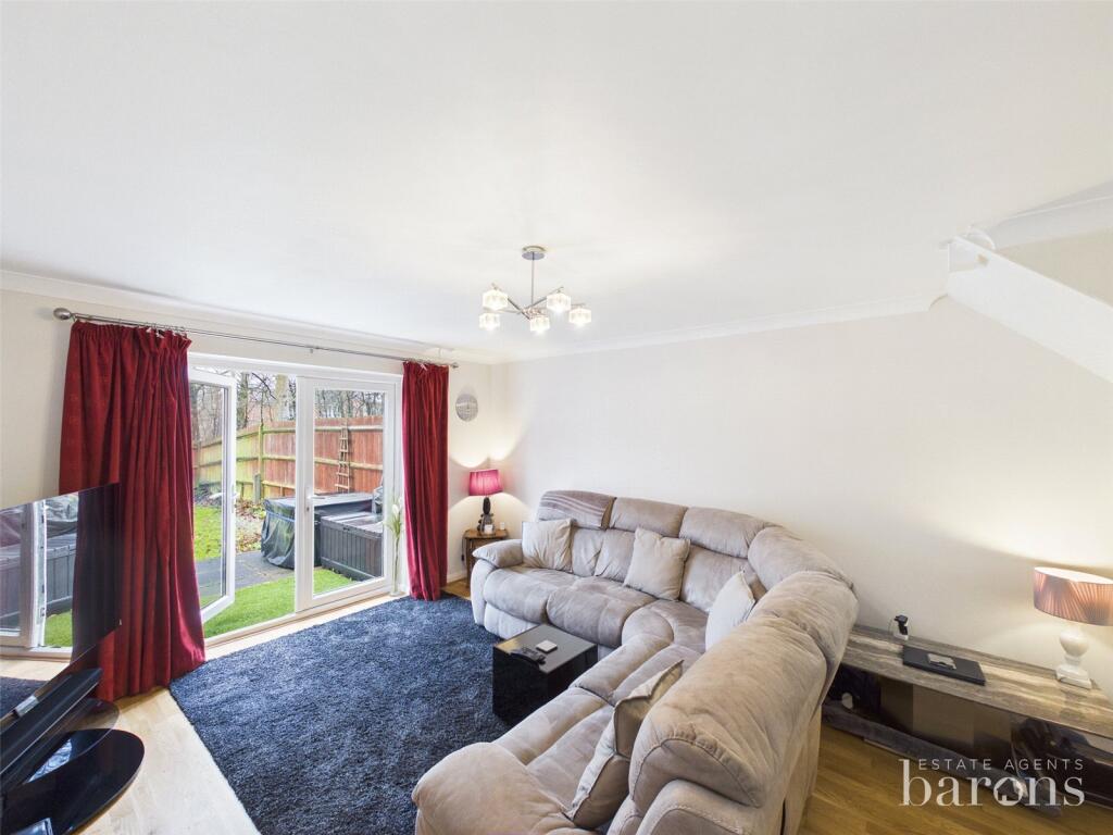 Florence Way, Basingstoke, Hampshire, RG24 photo 4