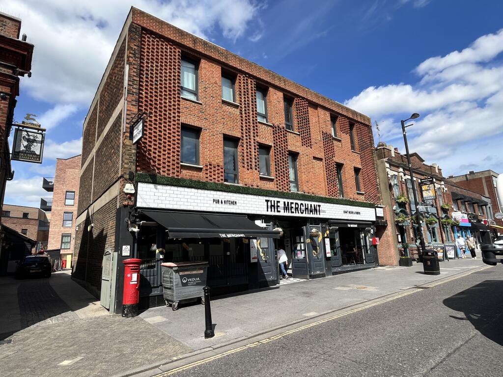 Main image of property: High Street, Brentwood