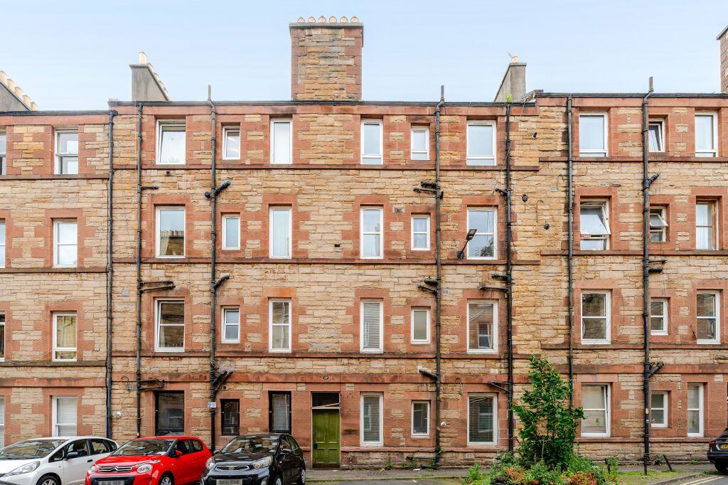 Main image of property: 27 3F3, Milton Street, Edinburgh, EH8 8HA